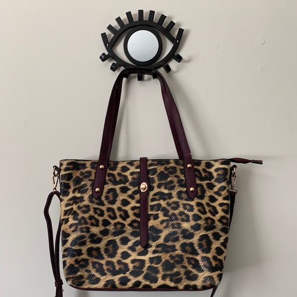 Leopard Maroon Tote - Picture 4 of 12
